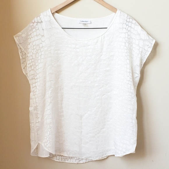 Calvin Klein Tops - Calvin Klein White Textured Blouse Size Medium